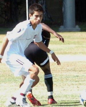 boys youth club soccer player Isaiah Trejo